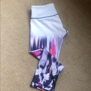 Wunder Under crop NWOT size 6